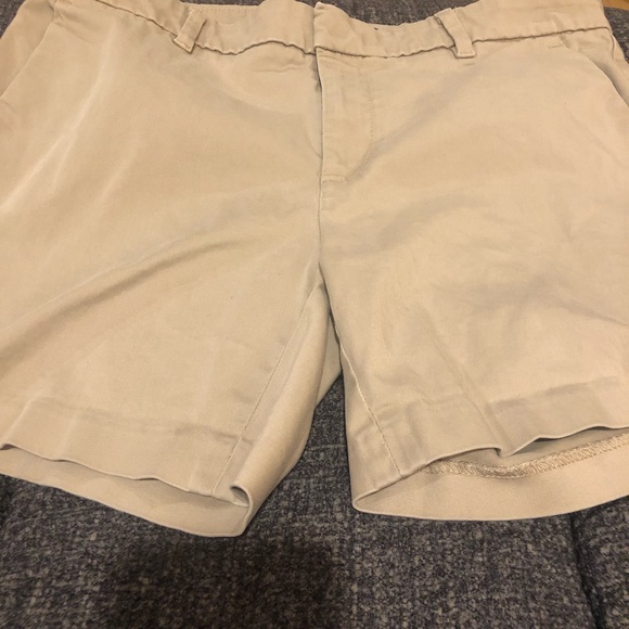 Shorts - Picture 2 of 6
